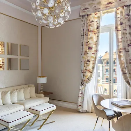 Готель Grand Principe Di Piemonte В'яреджо